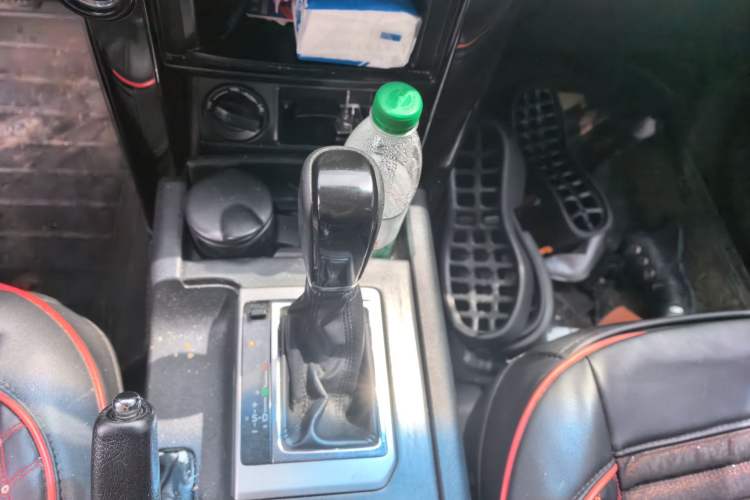 Used Toyota Prado 2016 2.7L Automatic Standard Edition Gear Lever