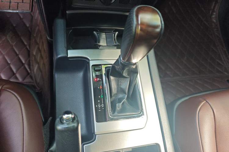 Used Toyota Prado 2016 3.5L Automatic TX-L NAVI Gear Lever