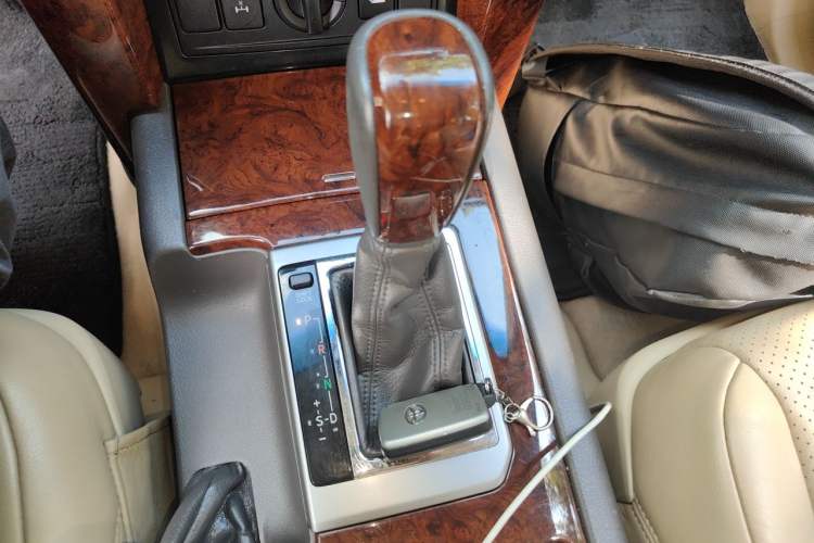 Used Toyota Prado  Gear Lever
