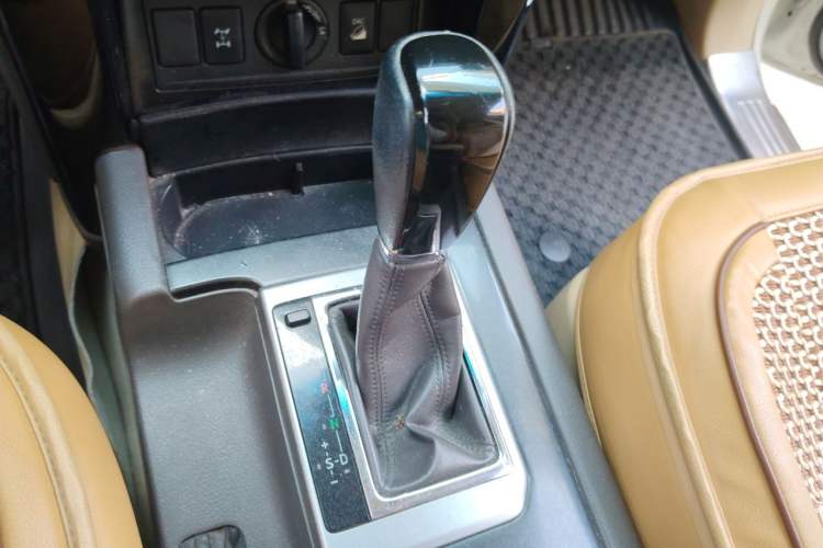 Used Toyota Prado  Gear Lever