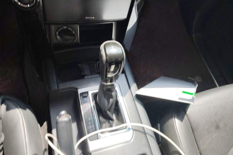 Used Toyota Prado 2016 2.7L Automatic Standard Edition Gear Lever