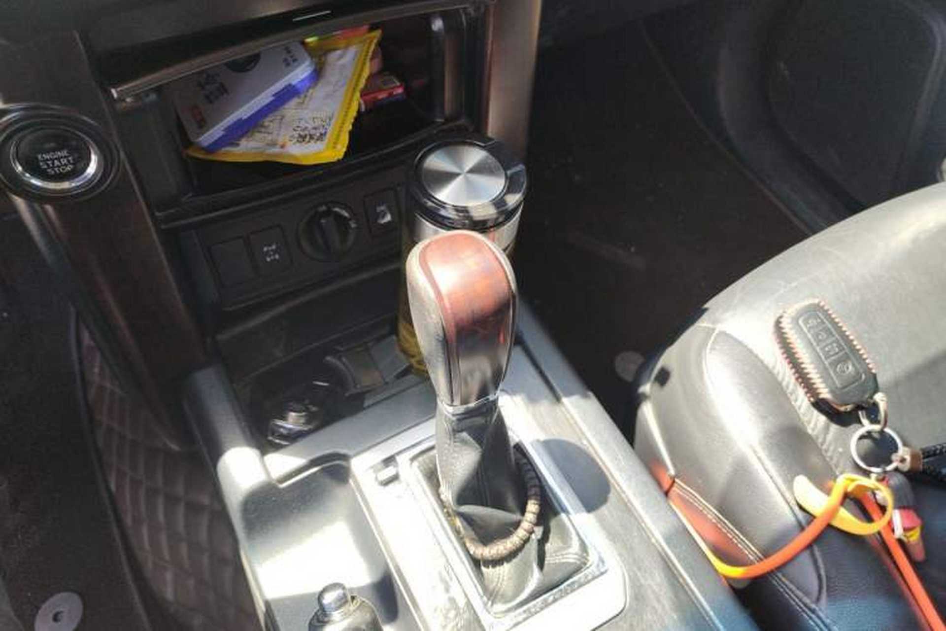 Used Toyota Prado 2016 3.5L Automatic TX-L NAVI Gear Lever