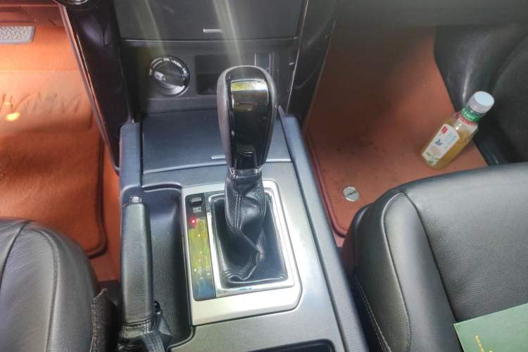 Used Toyota Prado 2016 2.7L Automatic Standard Edition Gear Lever