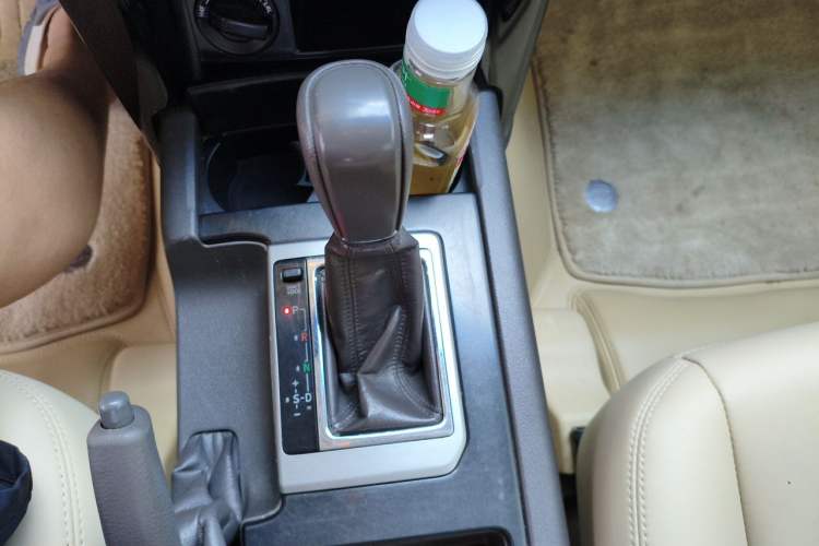 Used Toyota Prado  Gear Lever