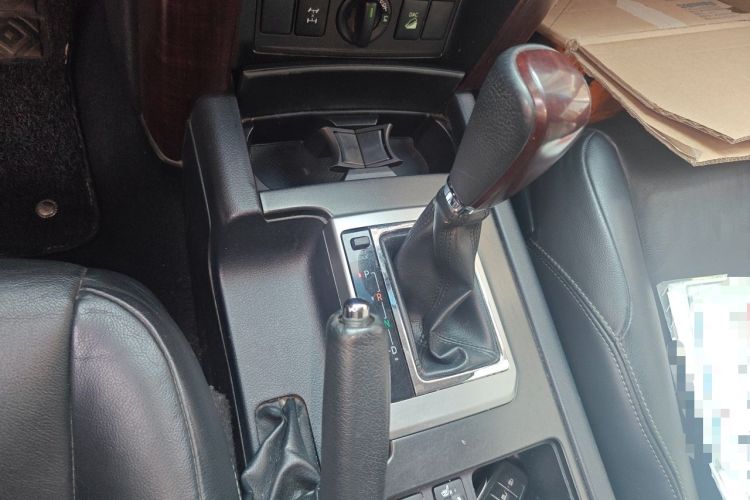 Used Toyota Prado 2016 3.5L Automatic TX-L NAVI Gear Lever