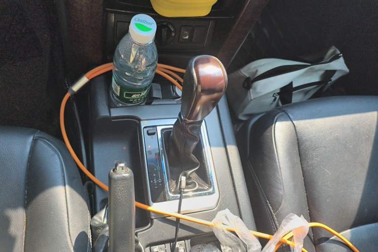 Used Toyota Prado 2016 3.5L Automatic TX-L Gear Lever