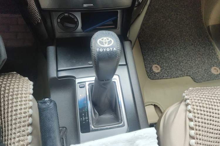 Used Toyota Prado  Gear Lever