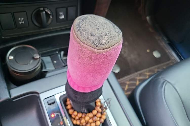 Used Toyota Prado 2016 3.5L Automatic TX-L Gear Lever