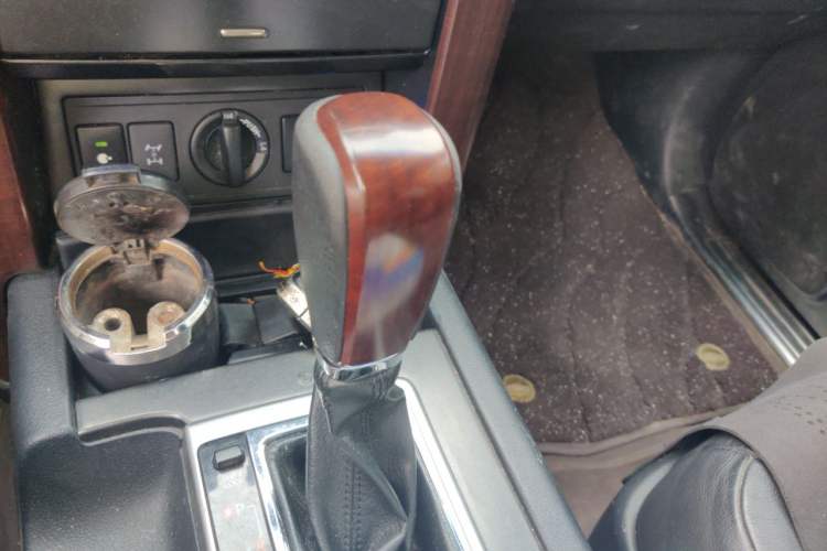 Used Toyota Prado 2016 3.5L Automatic TX-L NAVI Gear Lever