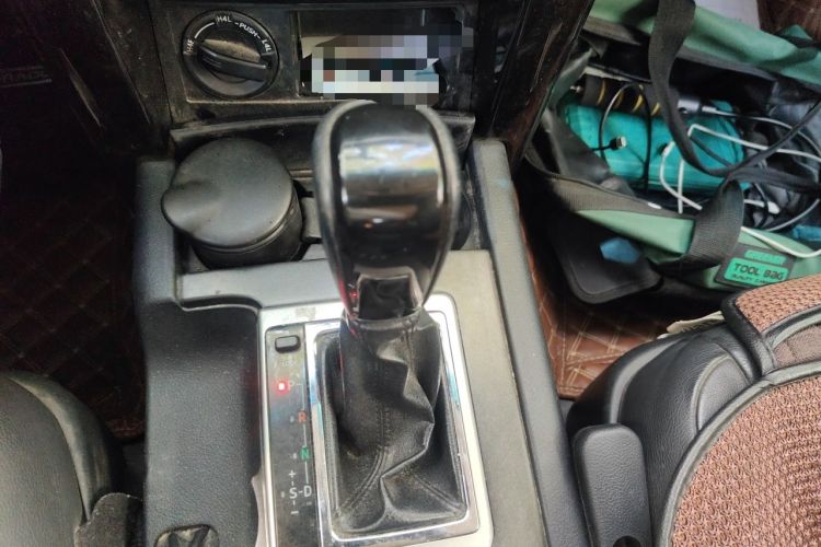 Used Toyota Prado 2016 2.7L Automatic Standard Edition Gear Lever