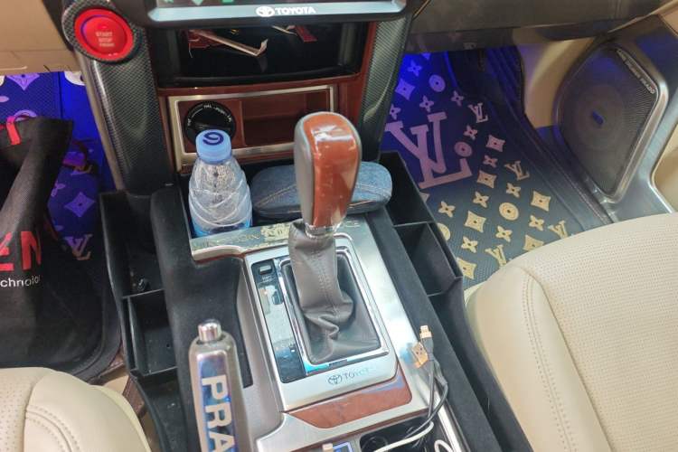 Used Toyota Prado  Gear Lever