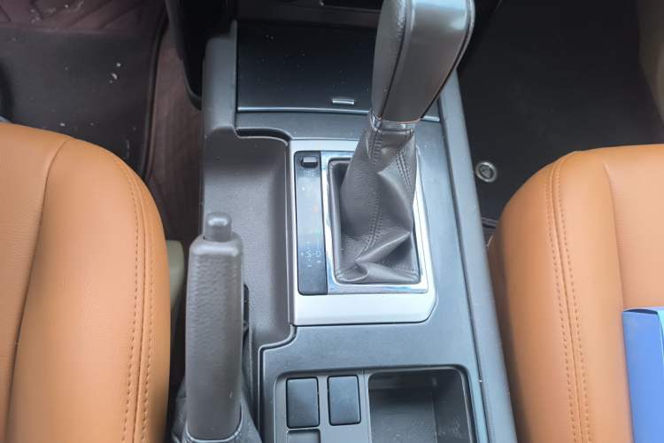 Used Toyota Prado  Gear Lever