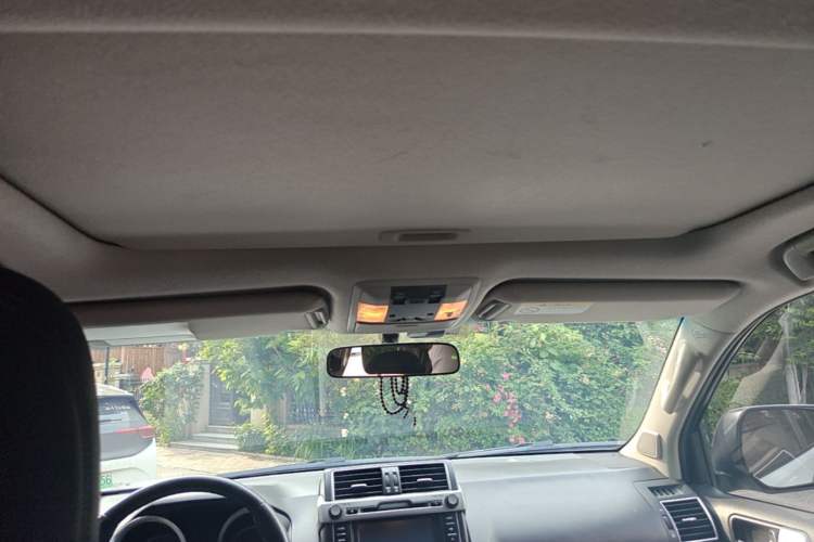 Used Toyota Prado 2016 3.5L Automatic TX-L Headliner