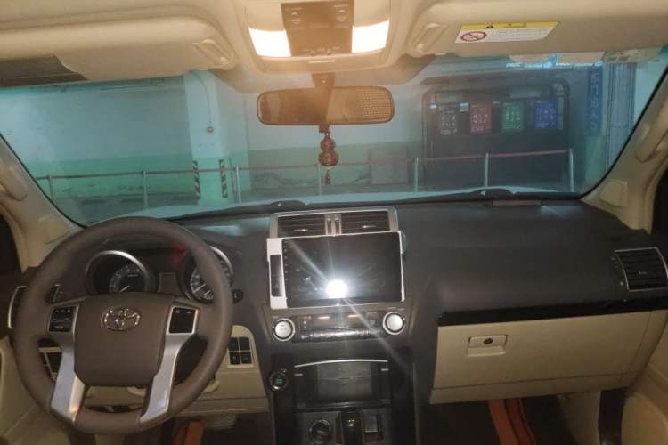 Used Toyota Prado 2016 2.7L Automatic Standard Edition Headliner