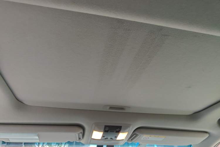 Used Toyota Prado 2016 3.5L Automatic TX-L Headliner