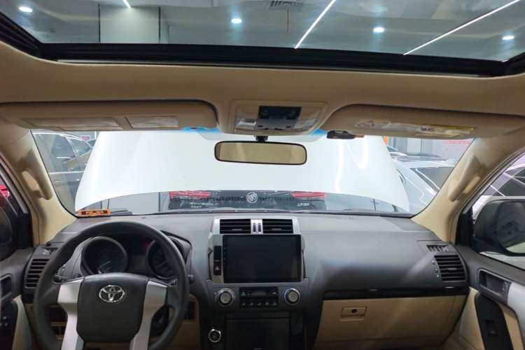 Used Toyota Prado 2016 2700 TX 7-Seater Middle East Version Headliner