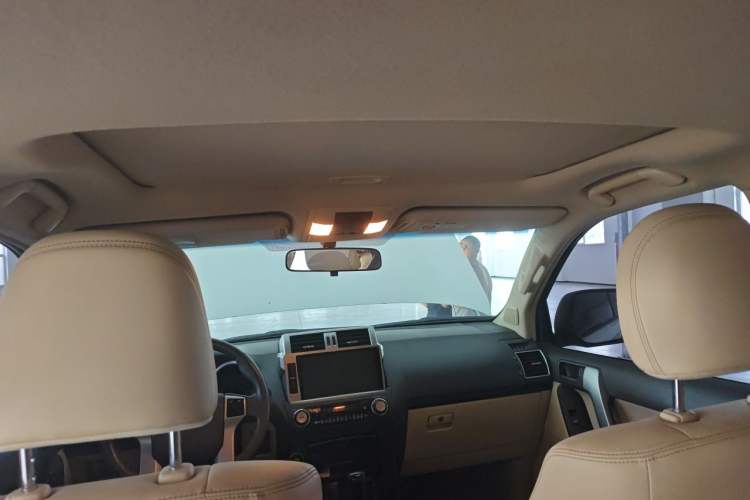 Used Toyota Prado 2016 2.7L Automatic Standard Edition Headliner