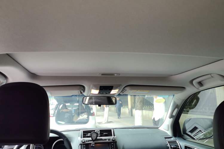 Used Toyota Prado 2016 3.5L Automatic TX-L Headliner