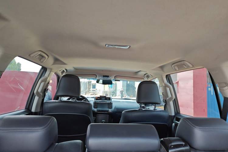 Used Toyota Prado 2016 2.7L Automatic Standard Edition Headliner