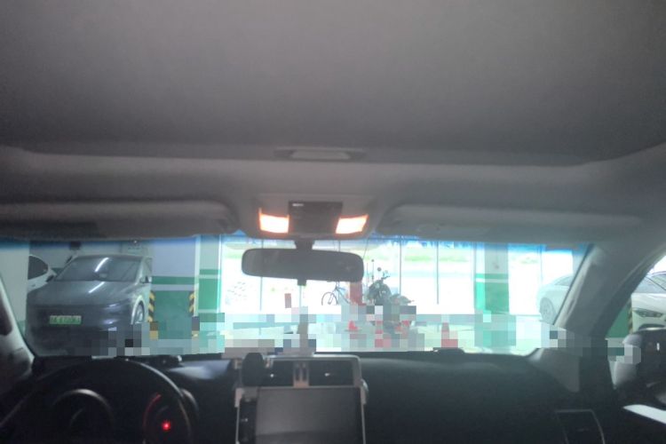 Used Toyota Prado 2016 3.5L Automatic TX-L Headliner