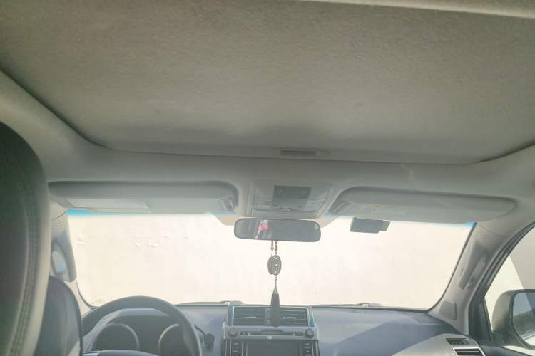 Used Toyota Prado 2016 2.7L Automatic Standard Edition Headliner