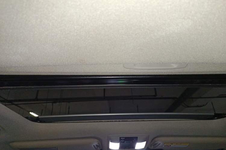 Used Toyota Prado 2016 3.5L Automatic TX-L Headliner