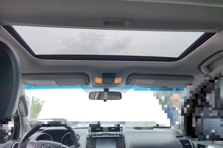 Used Toyota Prado 2016 3.5L Automatic TX-L Headliner