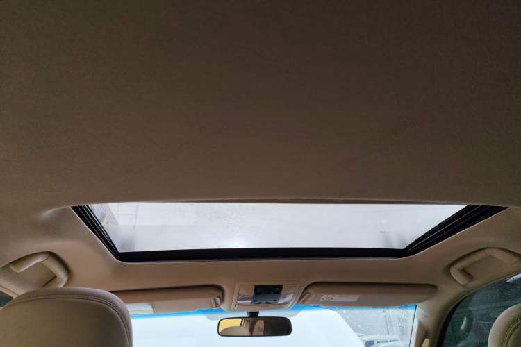 Used Toyota Prado 2016 3.5L Automatic TX-L Headliner