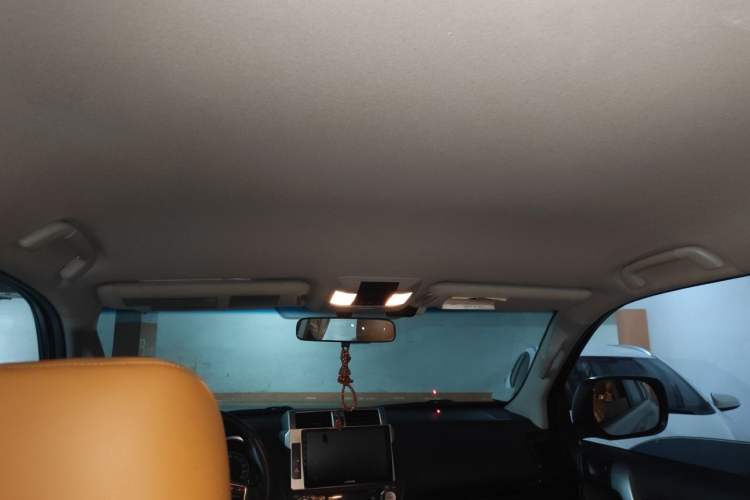 Used Toyota Prado 2016 2.7L Automatic Standard Edition Headliner