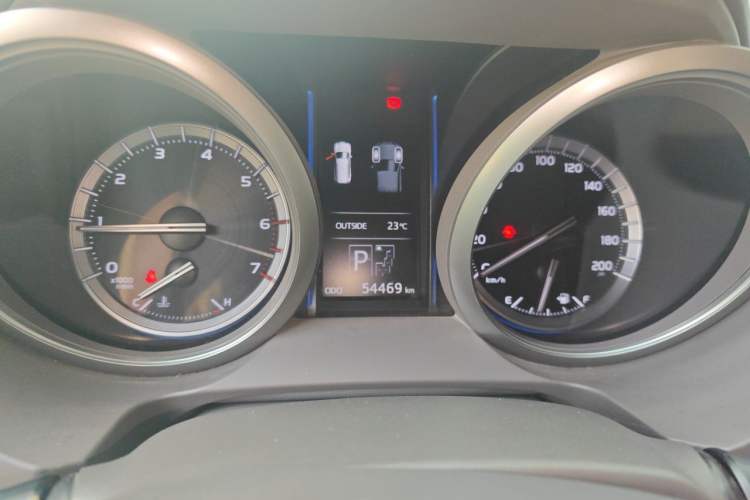Used Toyota Prado  Instrument Cluster