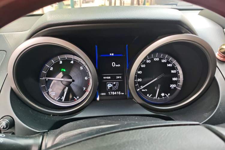 Used Toyota Prado 2016 3.5L Automatic TX-L Instrument Cluster