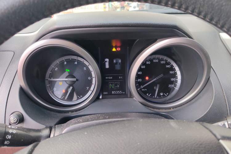 Used Toyota Prado 2016 3.5L Automatic TX-L Instrument Cluster