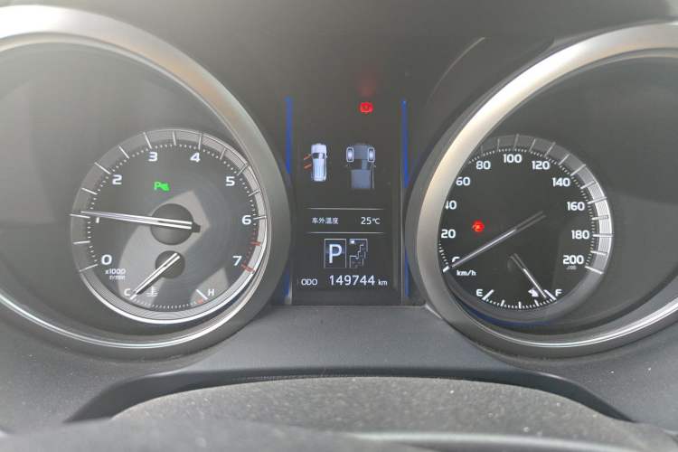 Used Toyota Prado 2016 3.5L Automatic TX-L Instrument Cluster