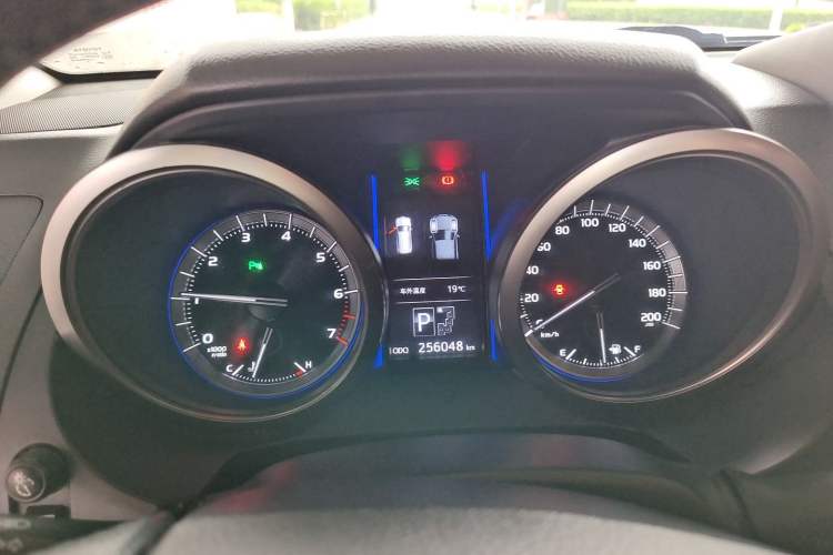 Used Toyota Prado 2016 3.5L Automatic TX-L Instrument Cluster