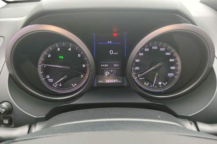 Used Toyota Prado 2016 3.5L Automatic TX-L Instrument Cluster