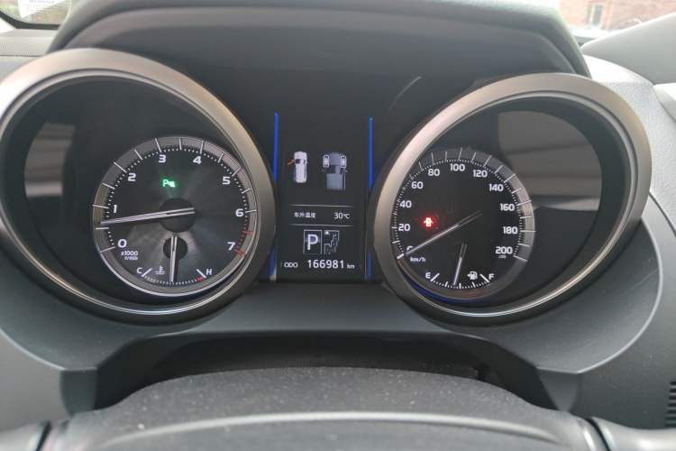 Used Toyota Prado 2016 3.5L Automatic TX-L Instrument Cluster