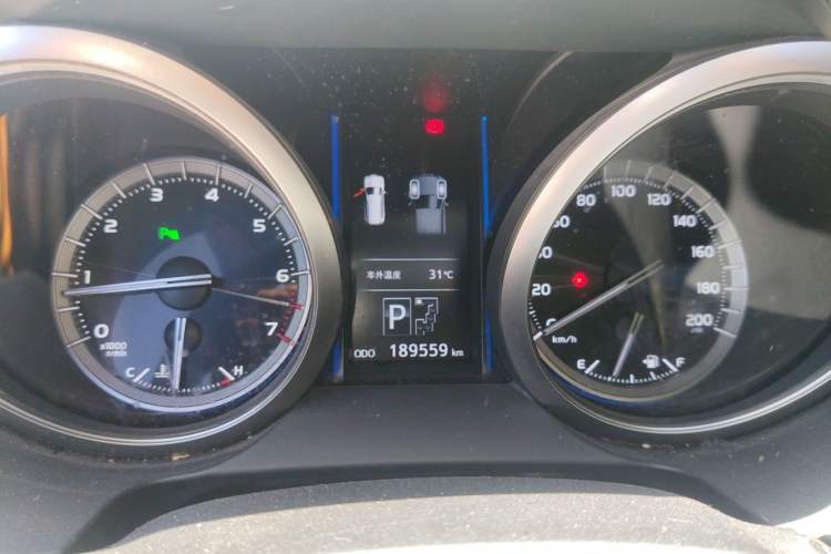 Used Toyota Prado 2016 3.5L Automatic TX-L Instrument Cluster