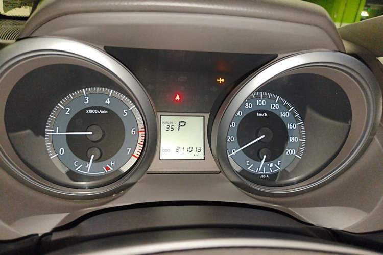 Used Toyota Prado 2016 4.0L 7-Seater Gasoline Low-Power Version Middle East Edition Instrument Cluster