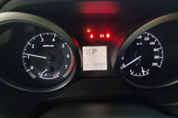 Used Toyota Prado 2016 2700 Middle East Version Instrument Cluster