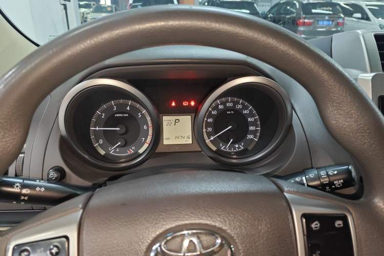 Used Toyota Prado 2016 2700 TX 5-Seater Middle East Version Instrument Cluster