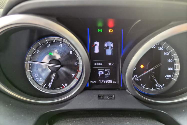 Used Toyota Prado 2016 3.5L Automatic TX-L Instrument Cluster