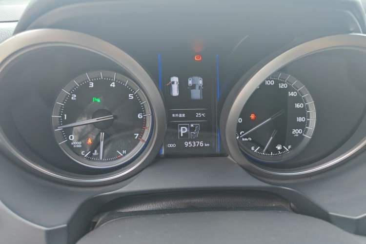 Used Toyota Prado 2016 3.5L Automatic TX-L Instrument Cluster