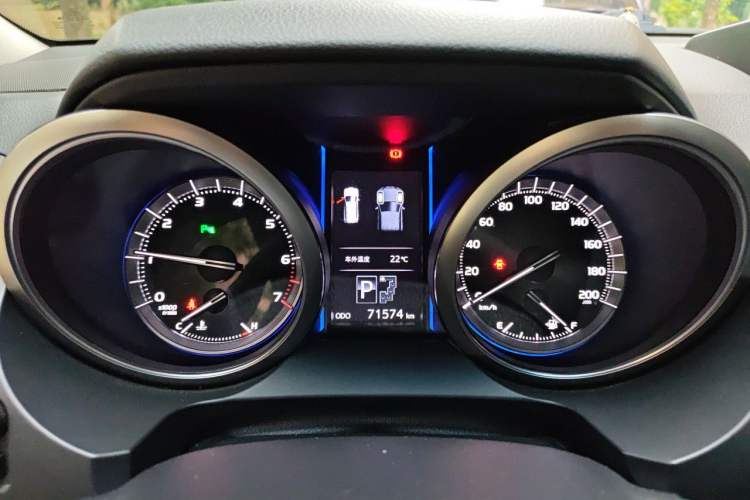 Used Toyota Prado 2016 3.5L Automatic TX-L Instrument Cluster