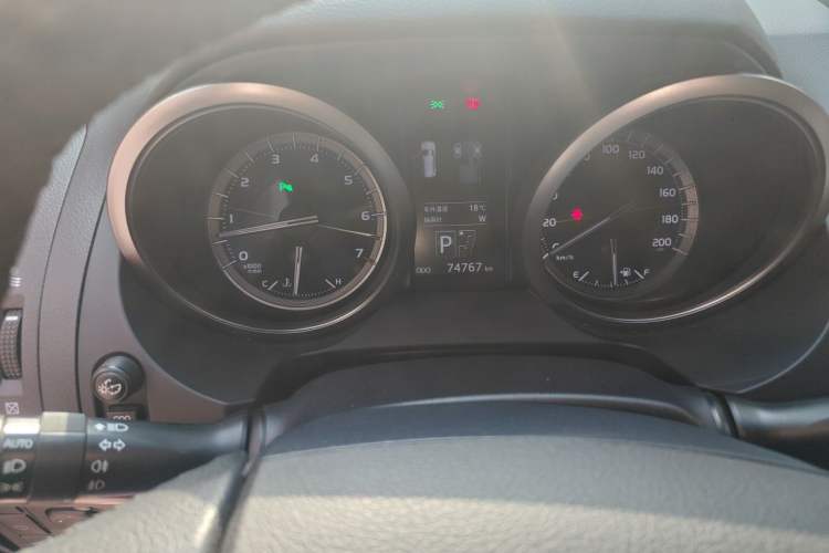 Used Toyota Prado 2016 3.5L Automatic TX-L NAVI Instrument Cluster