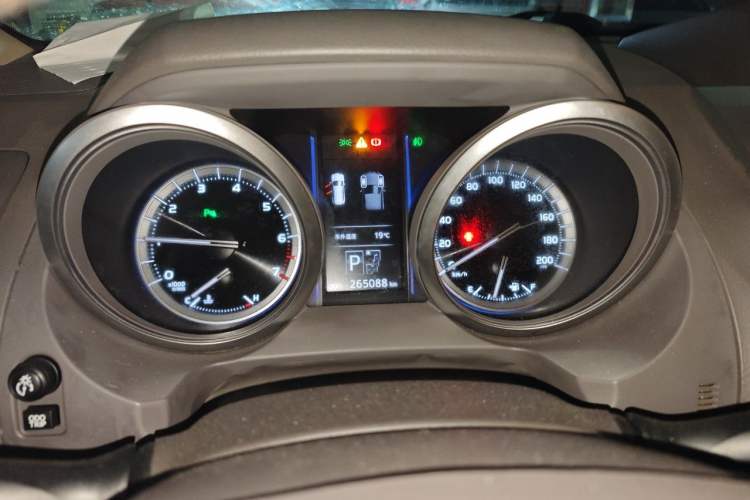 Used Toyota Prado 2016 3.5L Automatic TX-L Instrument Cluster