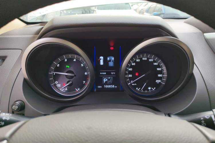 Used Toyota Prado 2016 3.5L Automatic TX-L Instrument Cluster