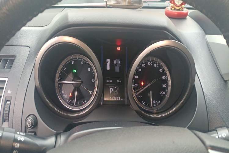 Used Toyota Prado 2016 3.5L Automatic TX-L Instrument Cluster
