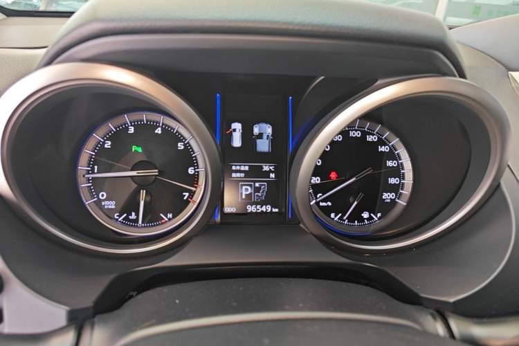 Used Toyota Prado 2016 3.5L Automatic TX-L Instrument Cluster
