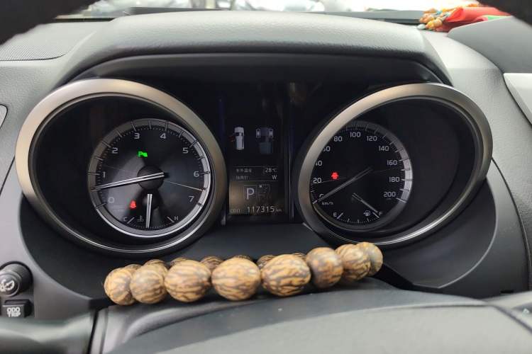 Used Toyota Prado 2016 3.5L Automatic TX-L NAVI Instrument Cluster