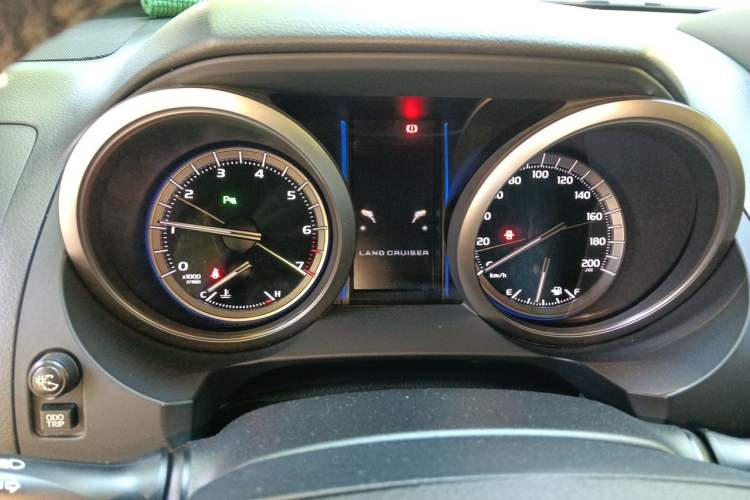 Used Toyota Prado 2016 3.5L Automatic TX-L NAVI Instrument Cluster
